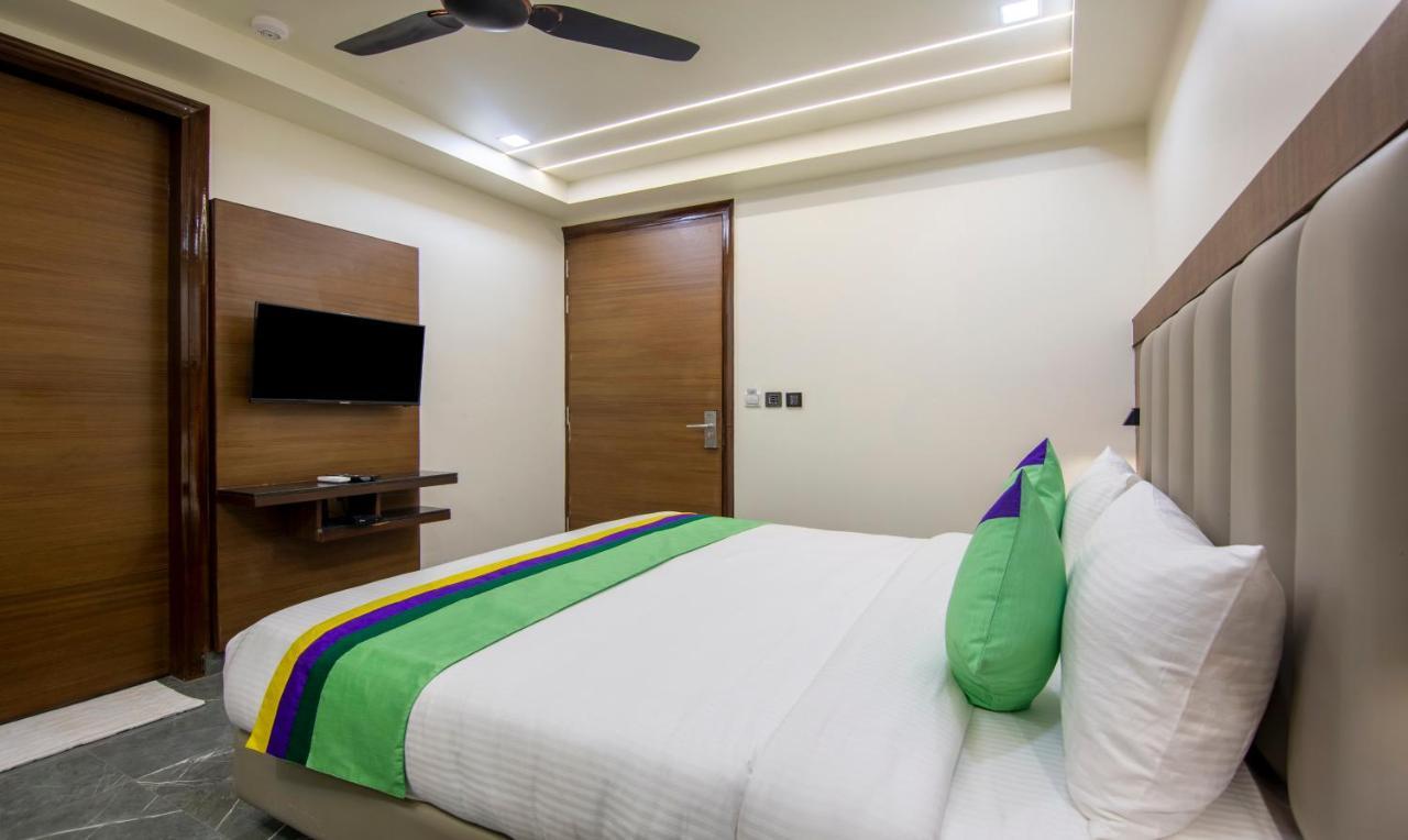 Treebo Royal Comfort Нью-Дели Экстерьер фото